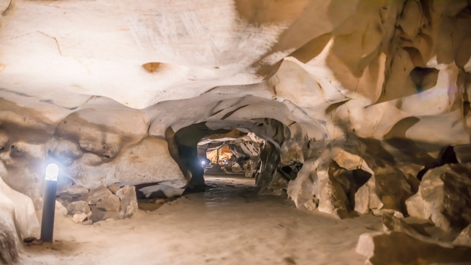 Пещера Орлова чука близо до град Русе 