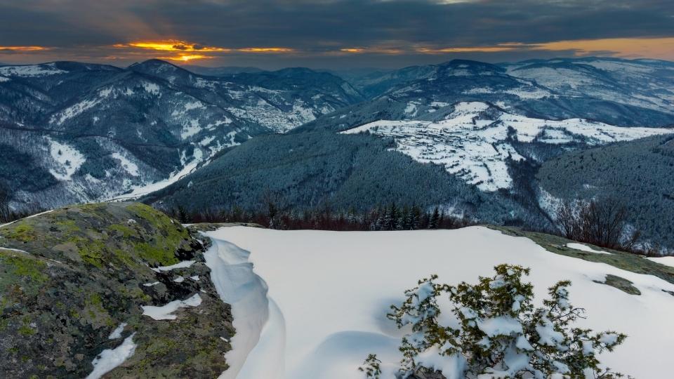 Тракийско светилище Белинташ през зимата