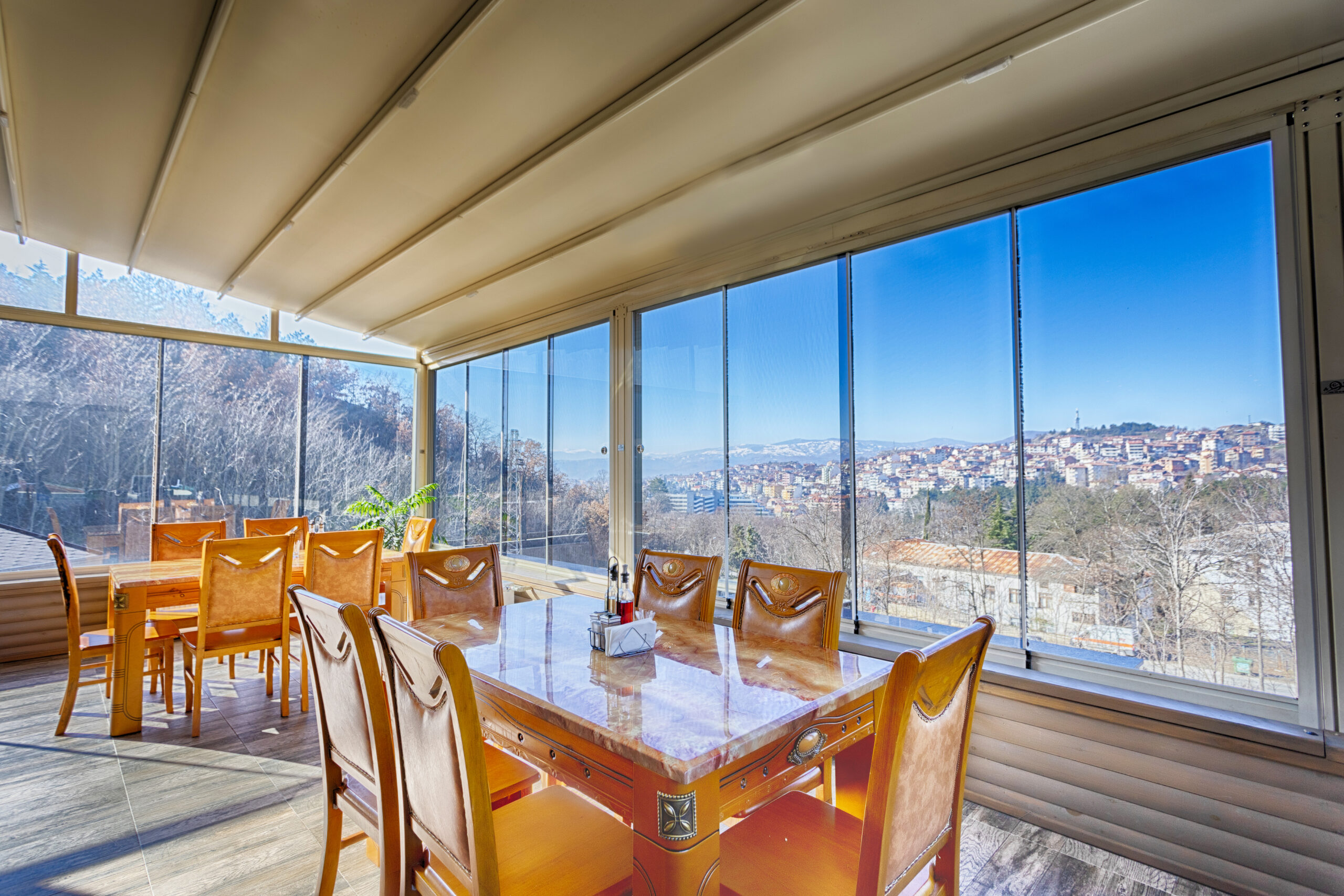 Гладка от ресторанта на хотел Панорама в град Сандански