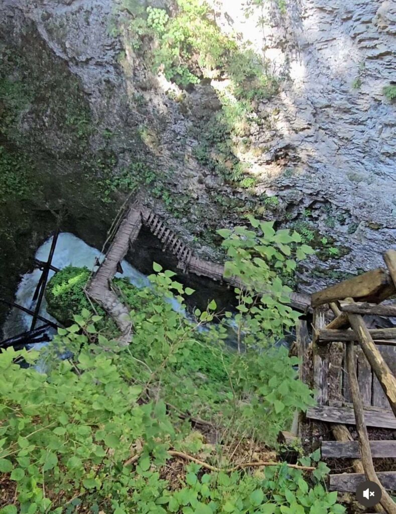 Гледки към Дяволската пътека